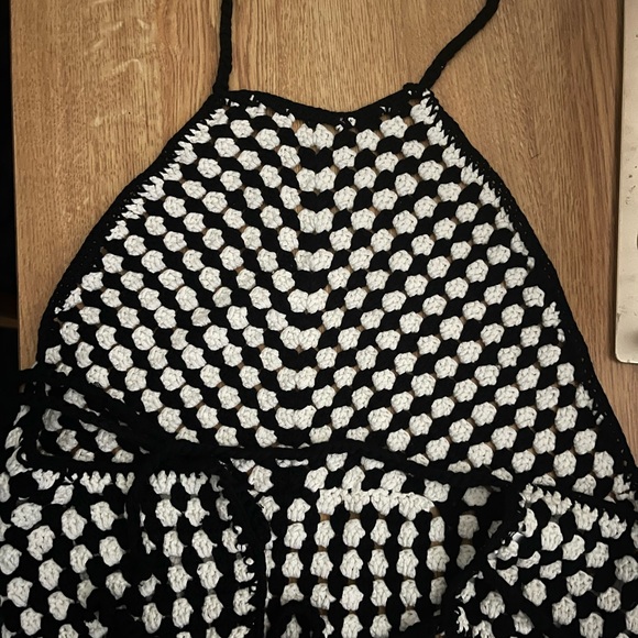 Handmade crochet halter top - Picture 2 of 2